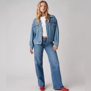 Levi’s Low Loose Jeans Real Recognize Real Medium Wash 24x30 NWT Sold Out